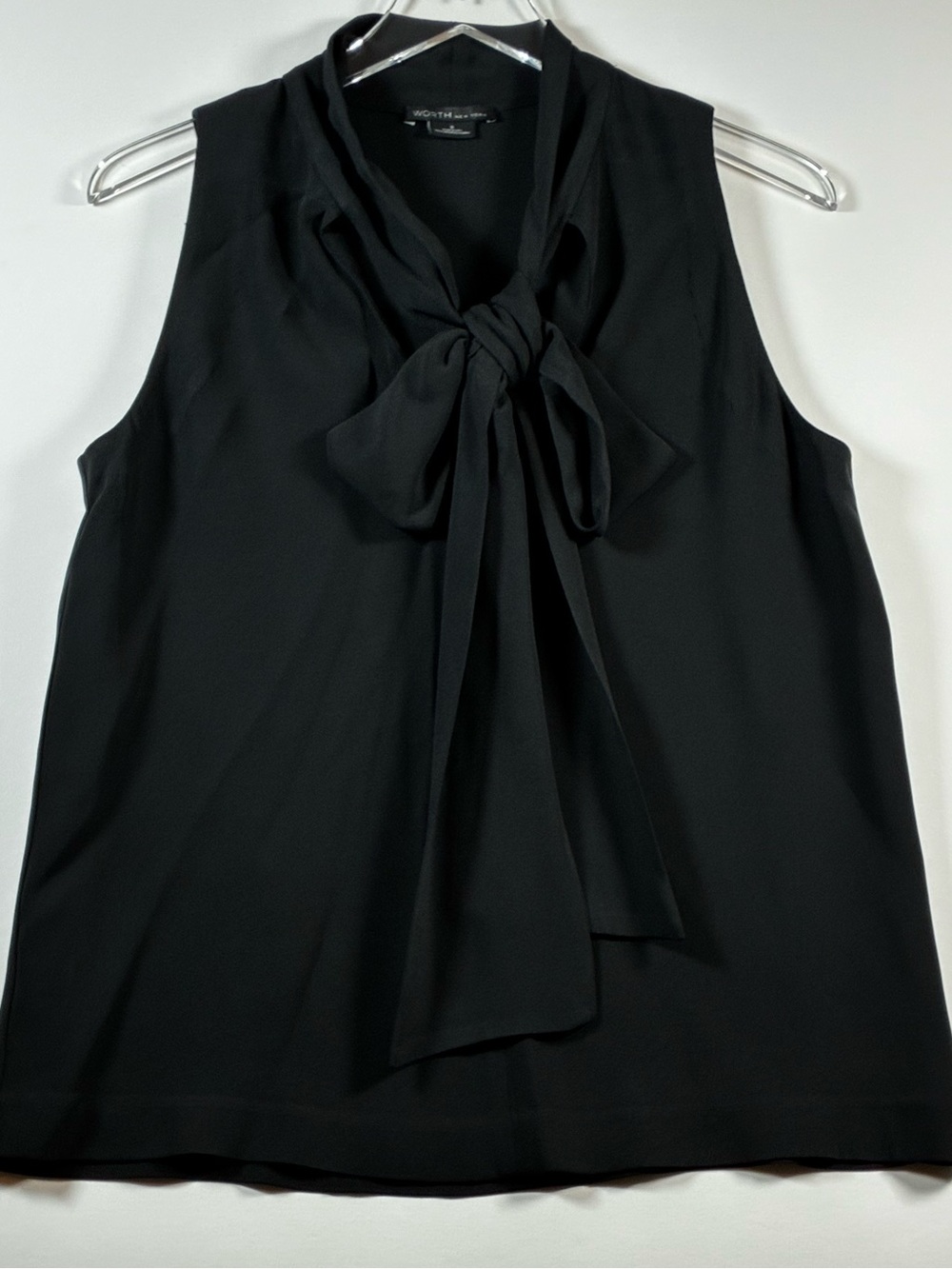 Worth New York Black Sleeveless Tie-Neck Blouse